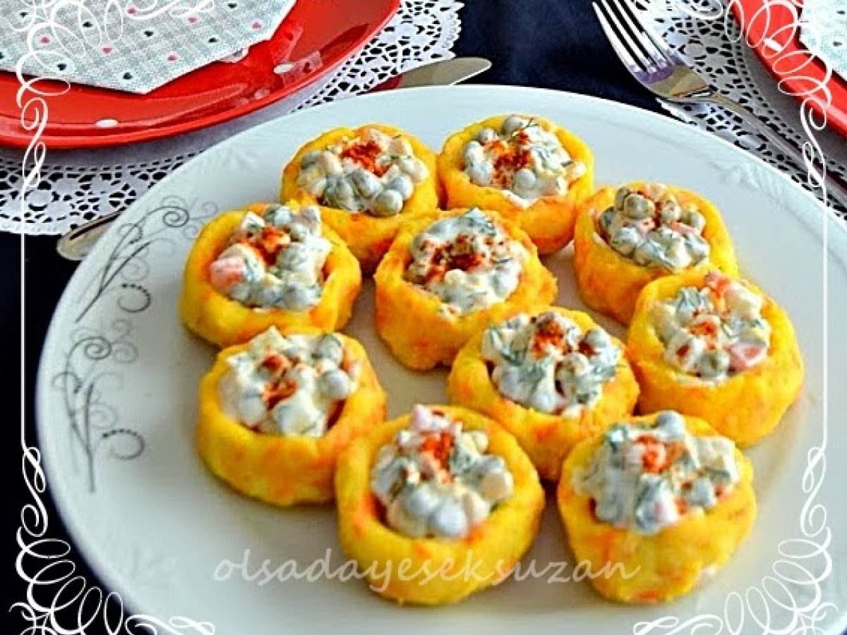 GARNİTÜRLÜ PATATES ÇANAKLARI