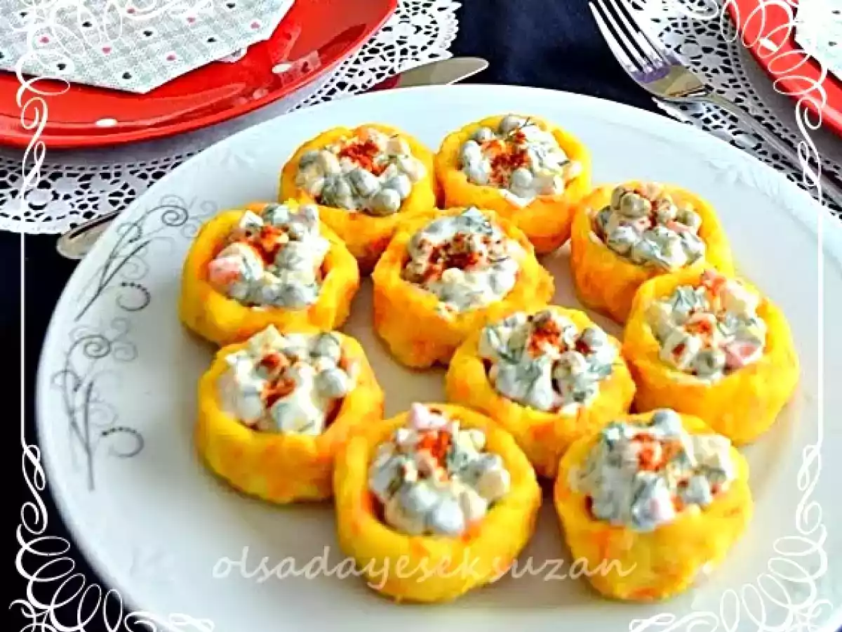 GARNİTÜRLÜ PATATES ÇANAKLARI