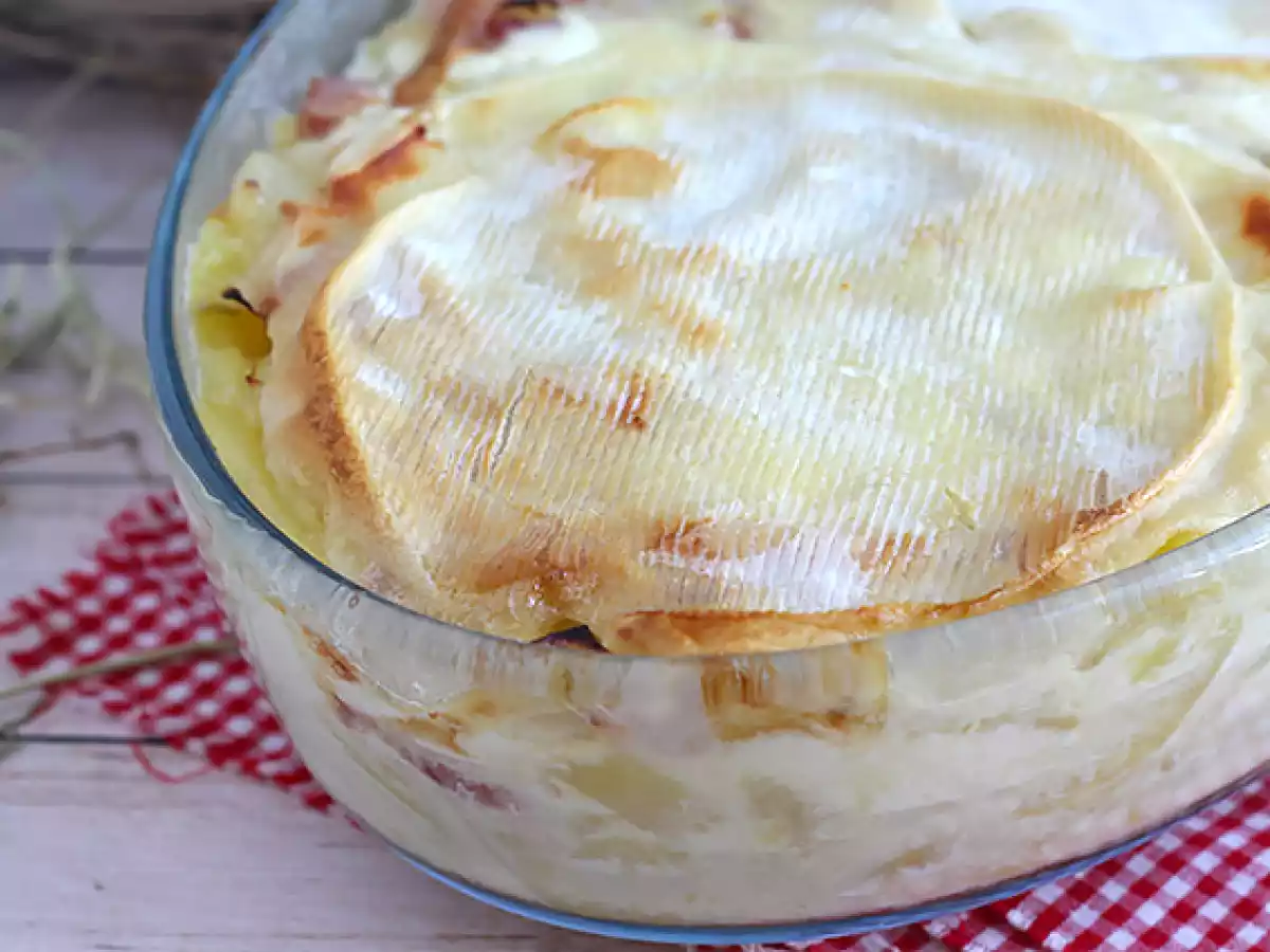 Geleneksel Savoyard tartiflette - fotoğraf 5