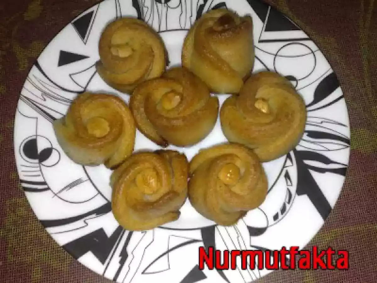 Gül tatlısı