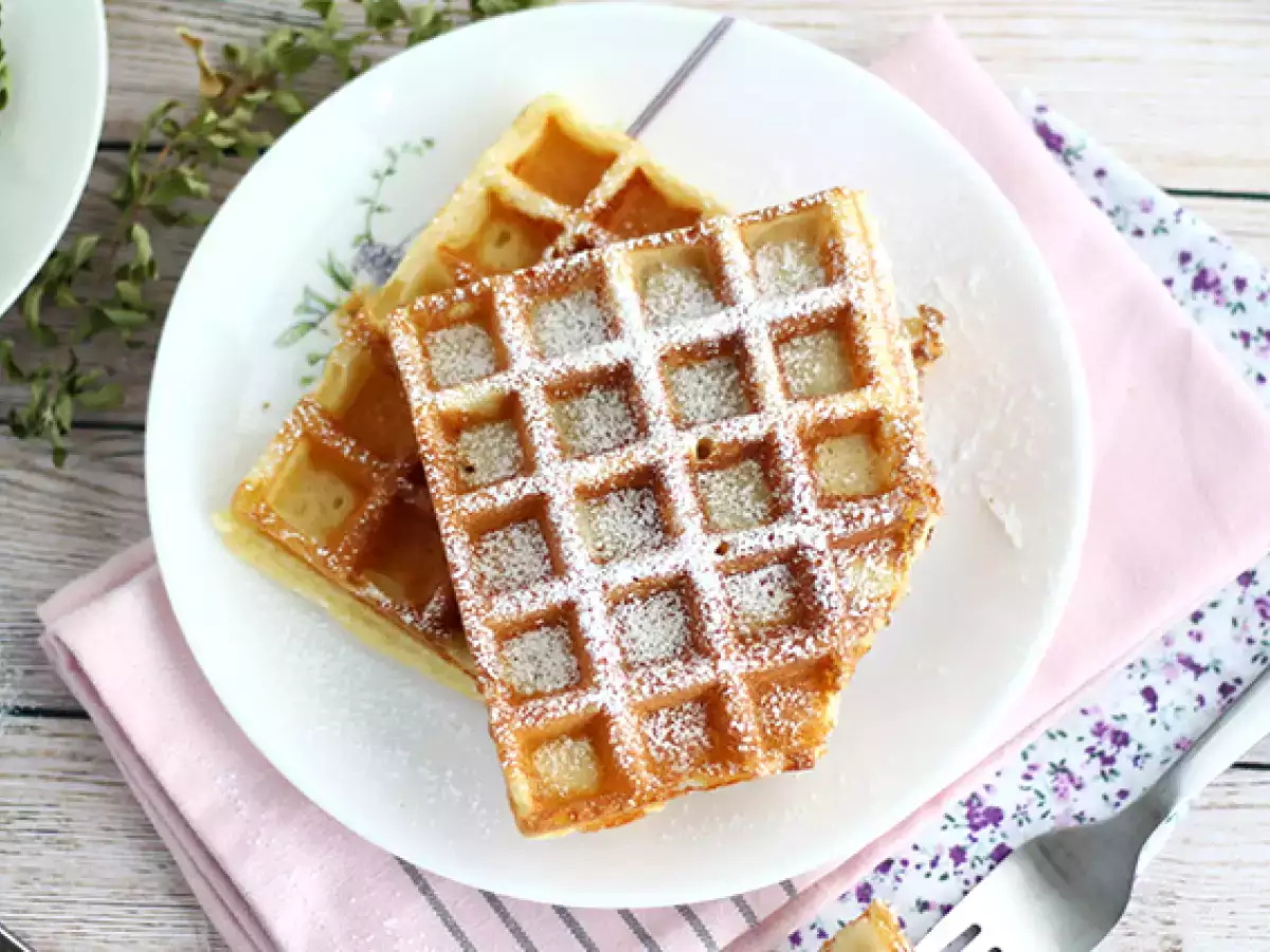 Hafif ve Çıtır Waffle Tarifi - fotoğraf 3