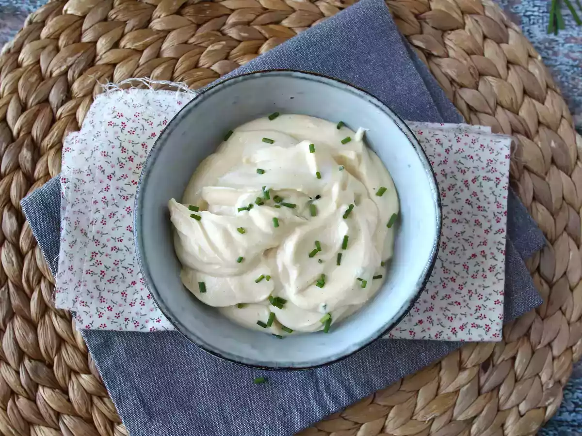 Haşlanmış yumurtalı ve yağsız hafif mayonez! Çiğ yumurta yiyemediğinizde mükemmel! - fotoğraf 4