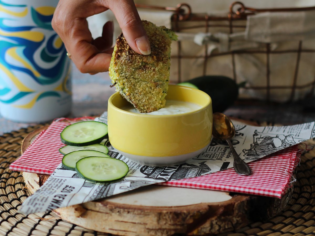 Hava fritözünde kabak ve patates burger - fotoğraf 5