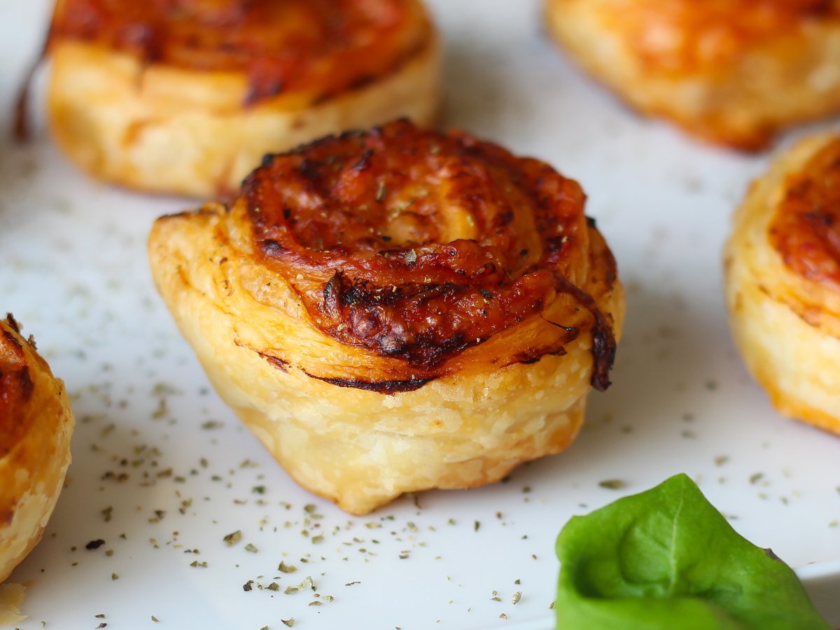 Hava fritözünde milföy ruloları: hızlı ve kolay tarif - fotoğraf 2