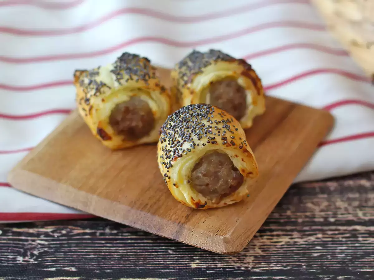 Hava fritözünde sosisli ve peynirli rustici - fotoğraf 2