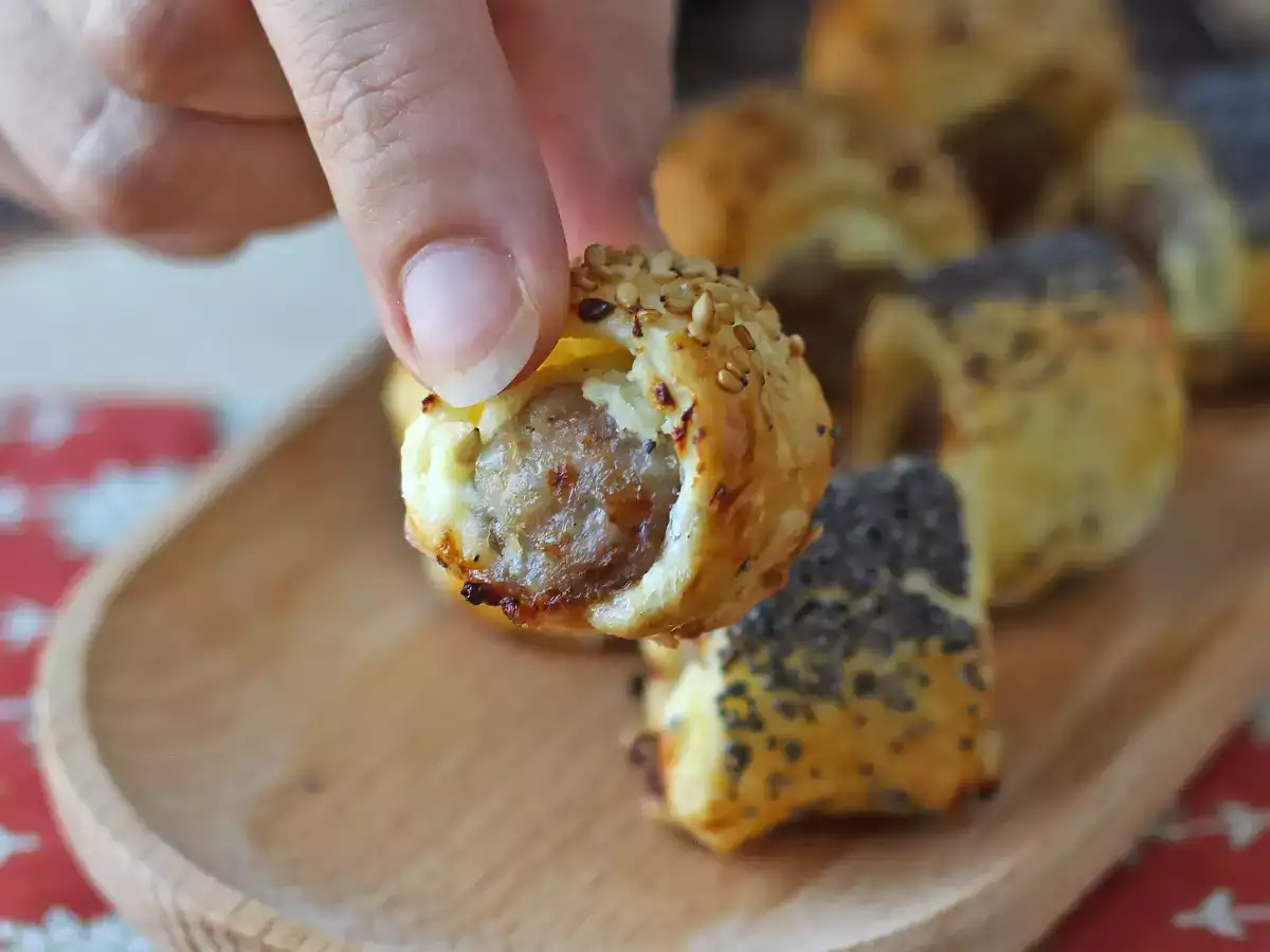 Hava fritözünde sosisli ve peynirli rustici - fotoğraf 3