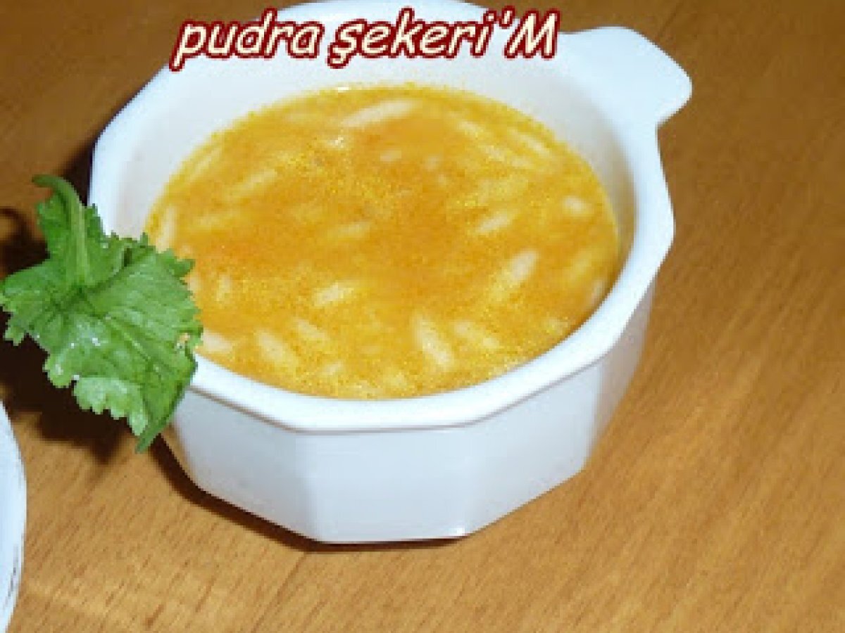 Havuçlu Arpa Şehriye Çorbası