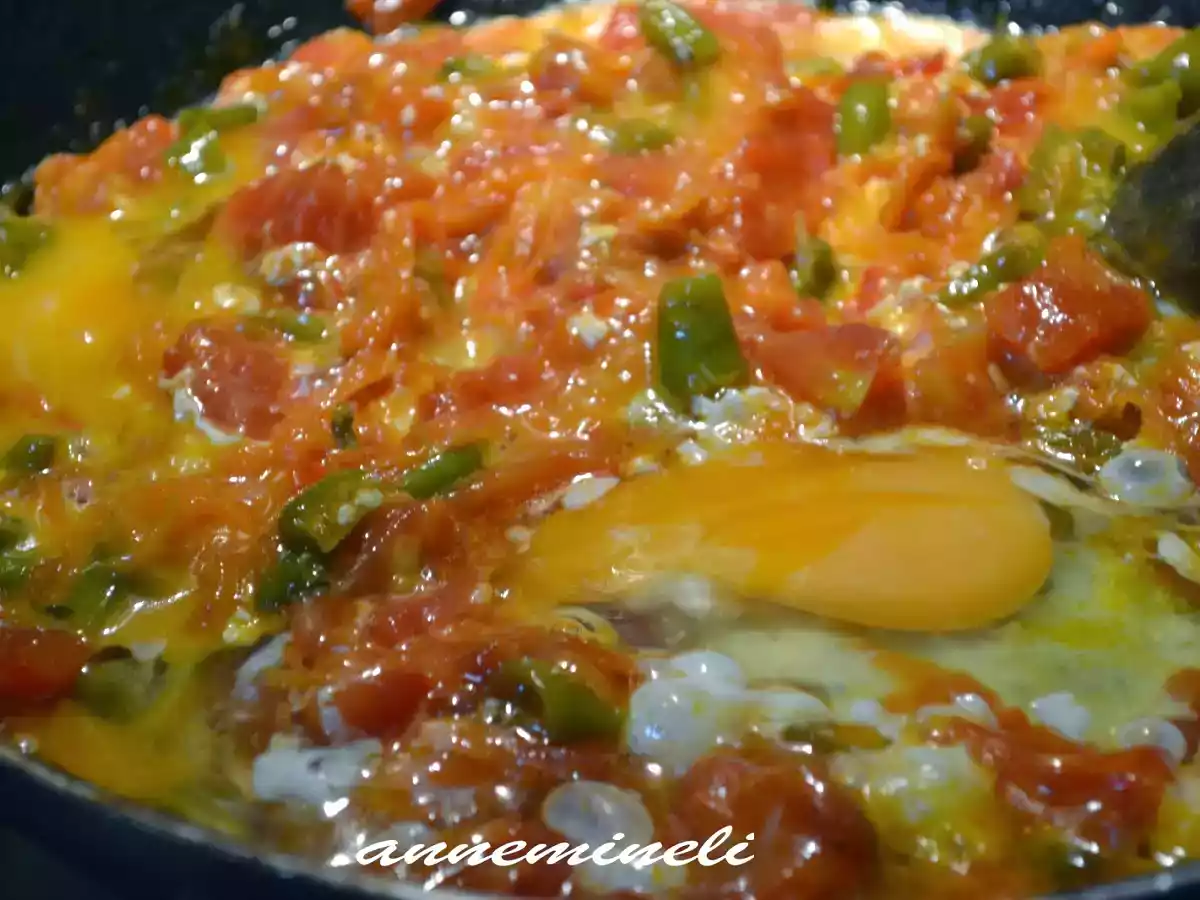 HAVUÇLU MENEMEN DENEYİN
