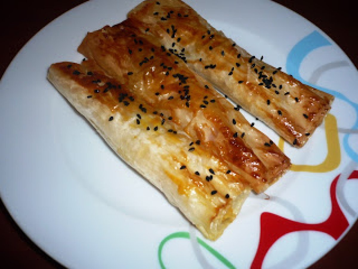Hazır Baklavalık Yufkadan Peynirli Börek
