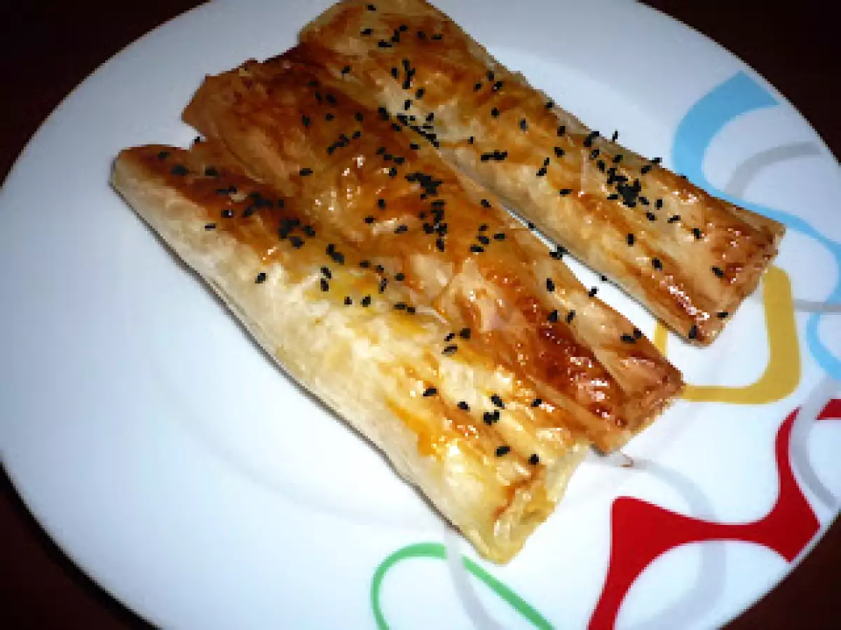 Hazır Baklavalık Yufkadan Peynirli Börek
