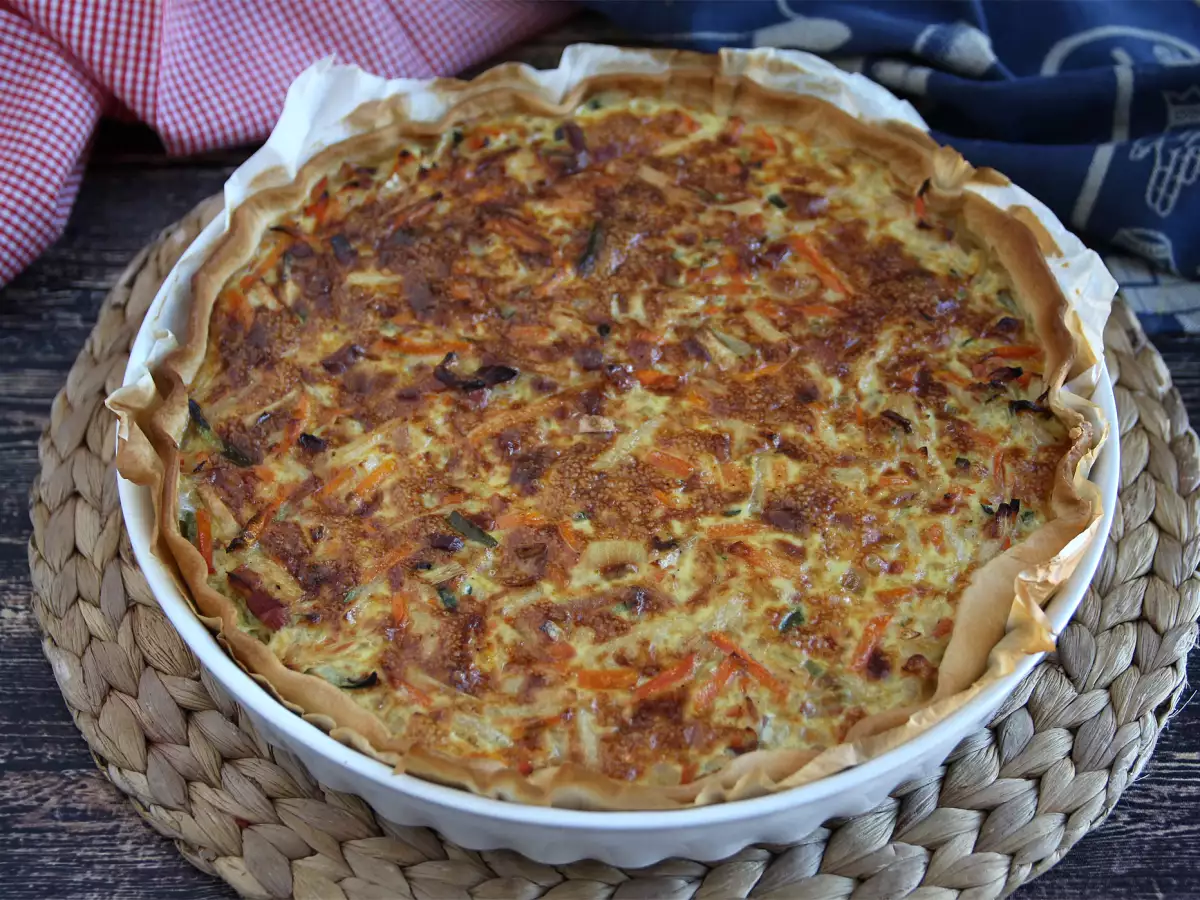 Herkesin Sevdiği Sebzeli ve Bacon’lı Kiş!
