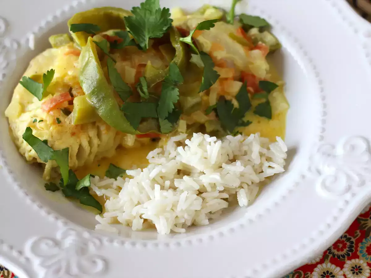 Hindistan cevizi sütü ile pişmiş çipura - bayılacağınız balık yemeği - fotoğraf 2