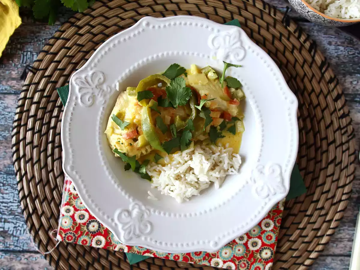 Hindistan cevizi sütü ile pişmiş çipura - bayılacağınız balık yemeği - fotoğraf 3