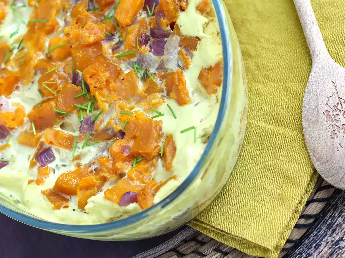 Hindistan cevizi sütü ve köri ile tatlandırılmış tatlı patates graten - fotoğraf 5