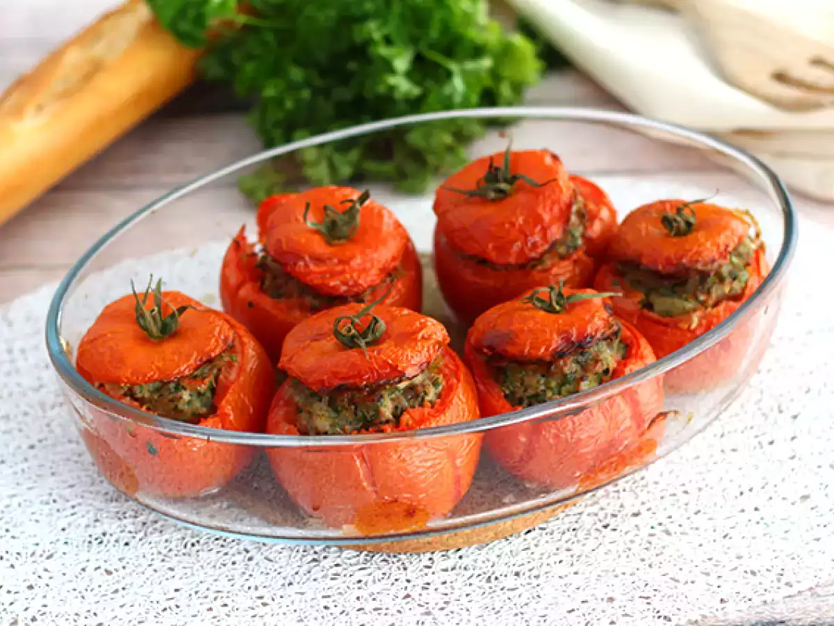 Hızlı ve kolay domates dolması