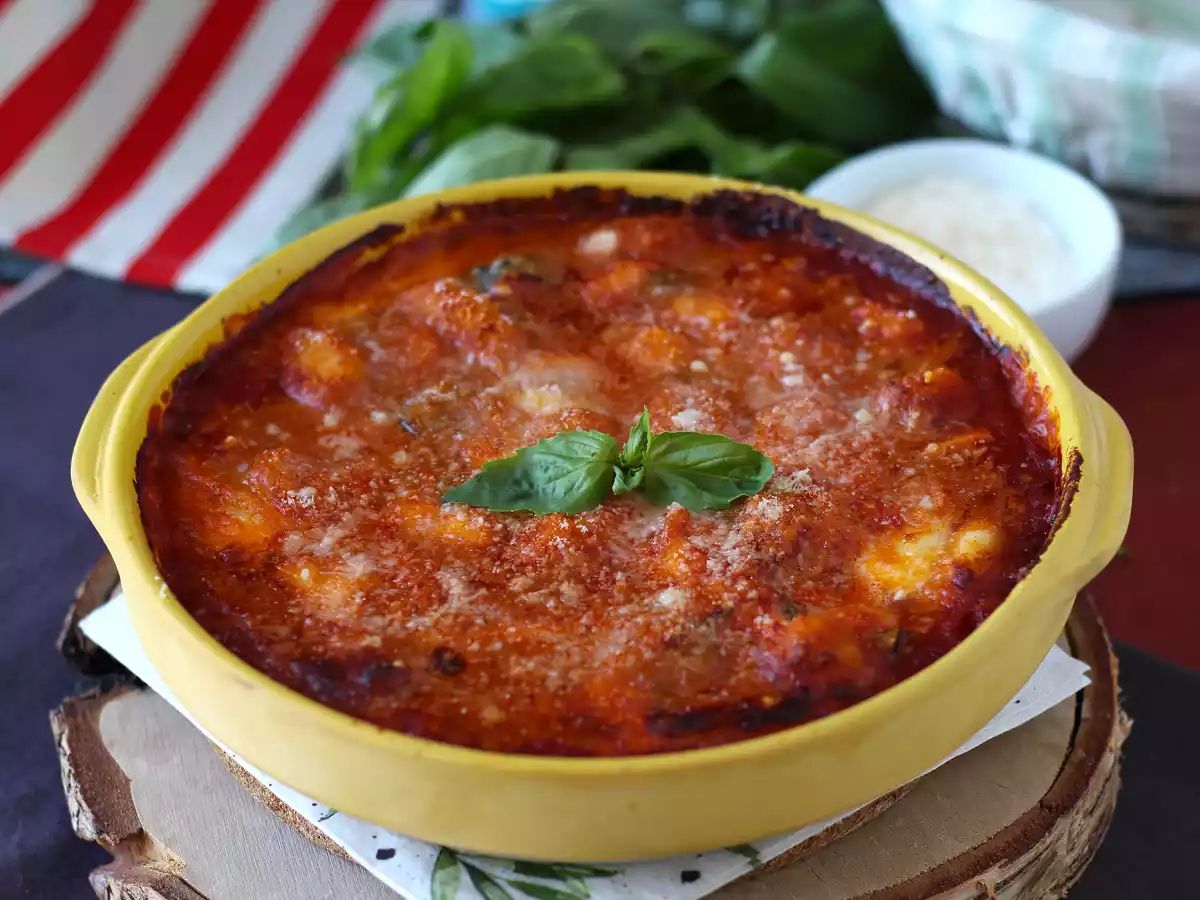 Hızlı ve rahatlatıcı domates ve mozzarella gnocchi graten - fırında gnocchi alla sorrentina - fotoğraf 4