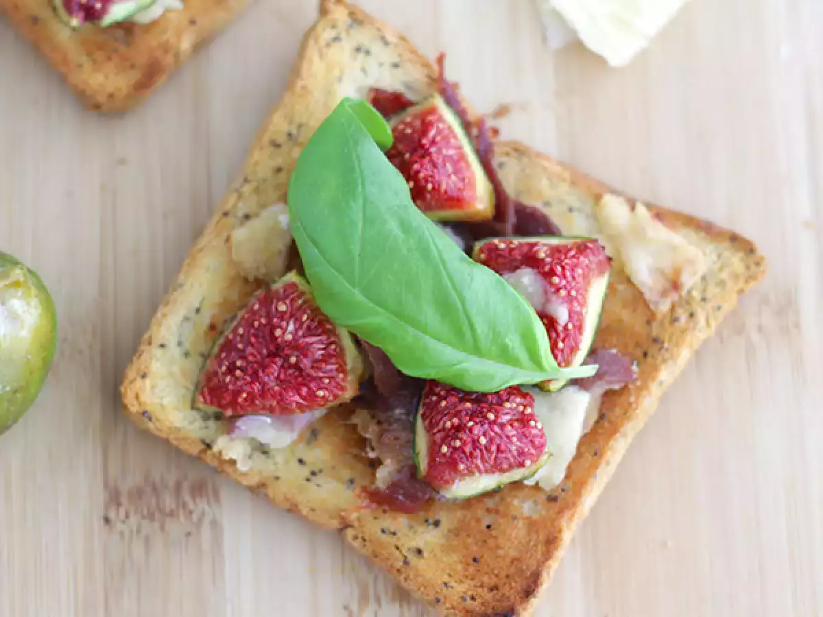 İncir, Parmesan ve Parma jambonlu Bruschetta - fotoğraf 3