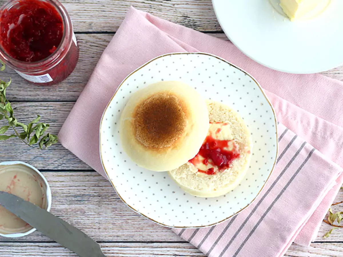 İngiliz muffinleri (kolay ve nemli) - fotoğraf 3