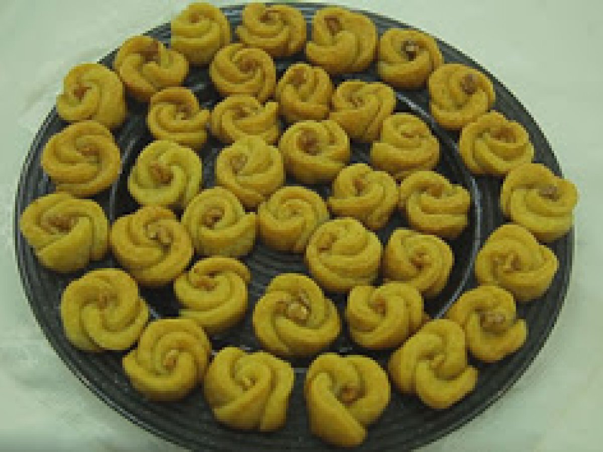 İrmikli gül tatlısı tarifi