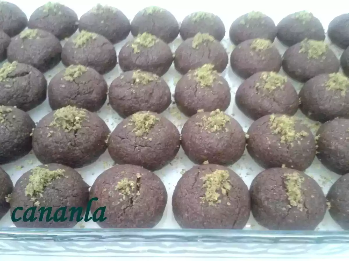 ISLAK KURABİYE (BROWNİ KURABİYE)