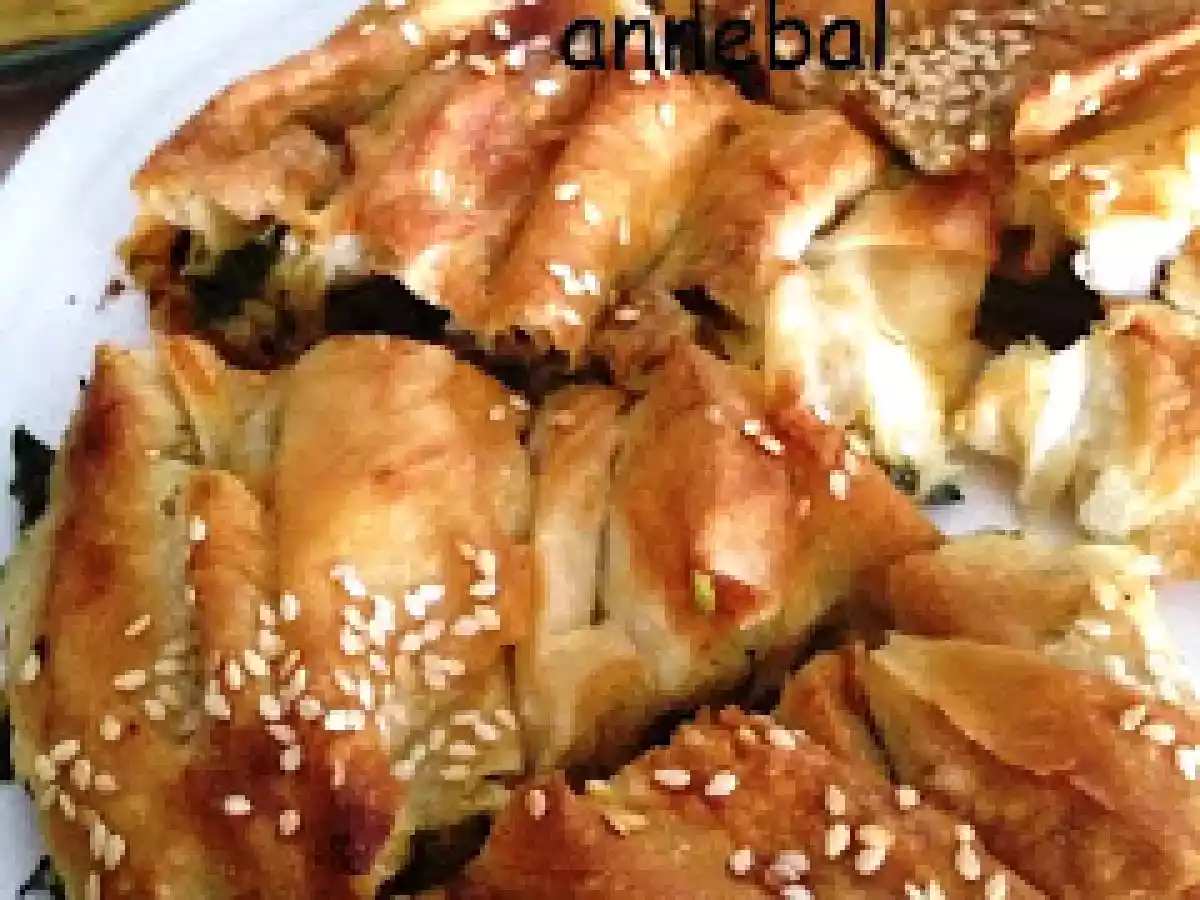 Ispanaklı Börek