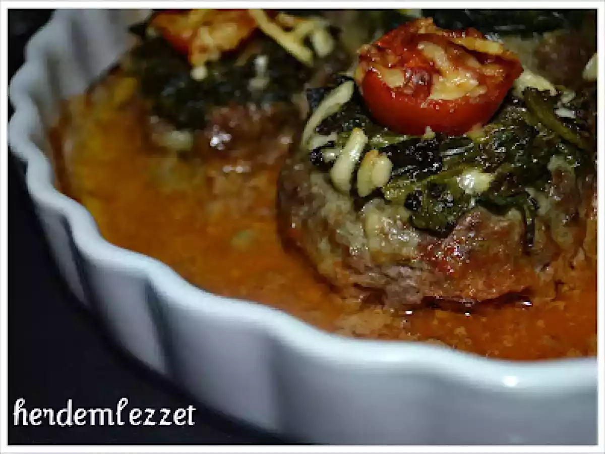 ISPANAKLI ÇANAK KÖFTE