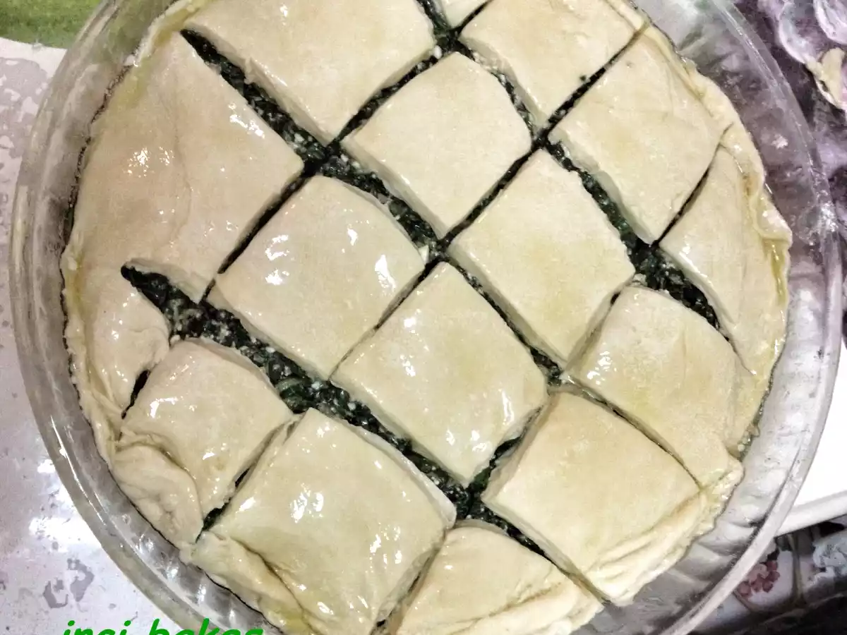 ISPANAKLI EL AÇMASI BÖREK