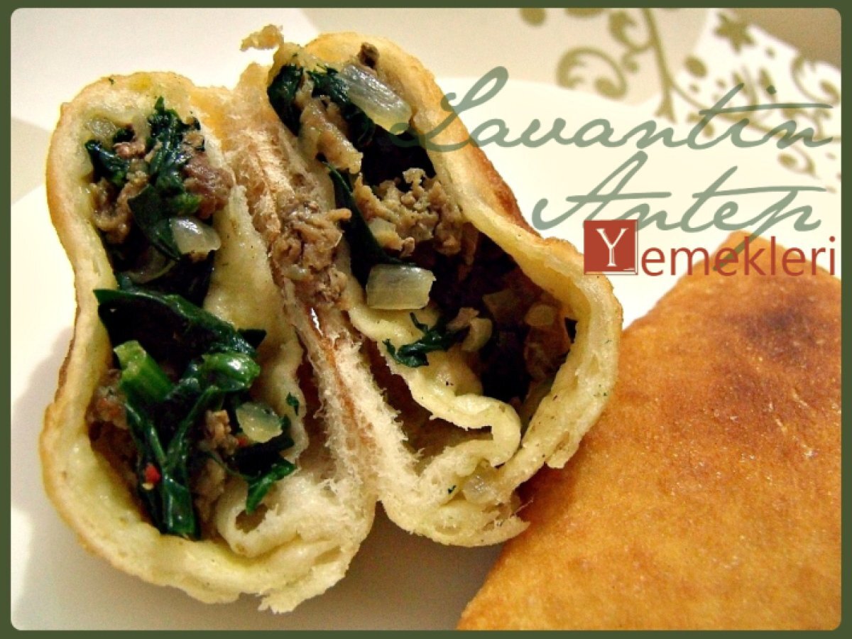 Ispanaklı Göbü (Pişi)