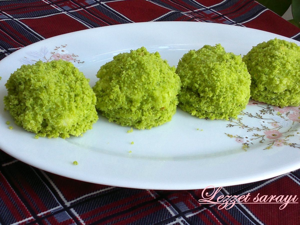 Ispanaklı Mini Köstebek Pasta