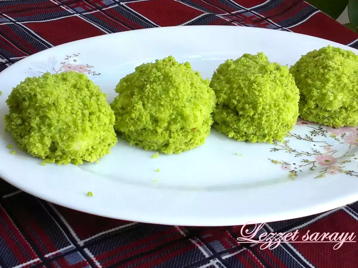 Ispanaklı Mini Köstebek Pasta