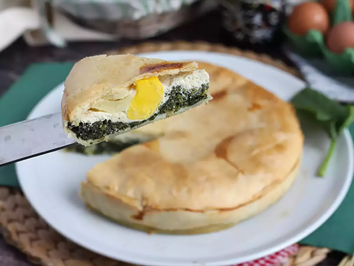 Ispanaklı, Ricottalı ve Yumurtalı İtalyan Torta Pasqualina Böreği - fotoğraf 3
