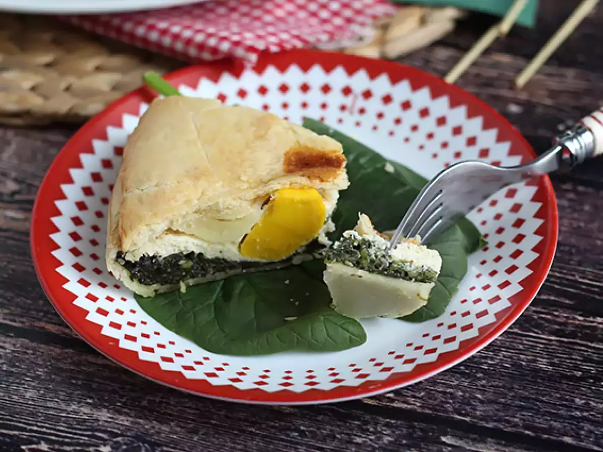 Ispanaklı, Ricottalı ve Yumurtalı İtalyan Torta Pasqualina Böreği - fotoğraf 4