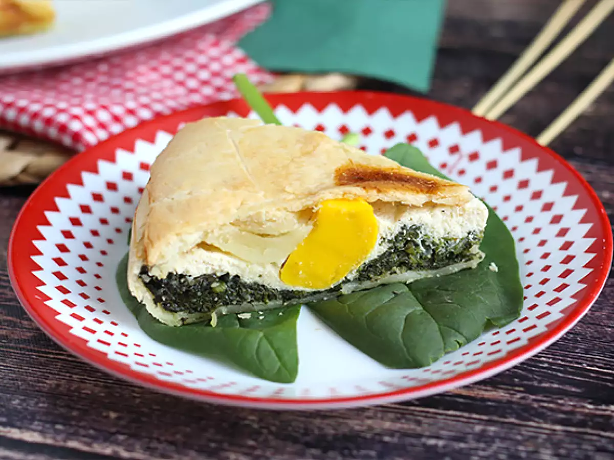 Ispanaklı, Ricottalı ve Yumurtalı İtalyan Torta Pasqualina Böreği - fotoğraf 5