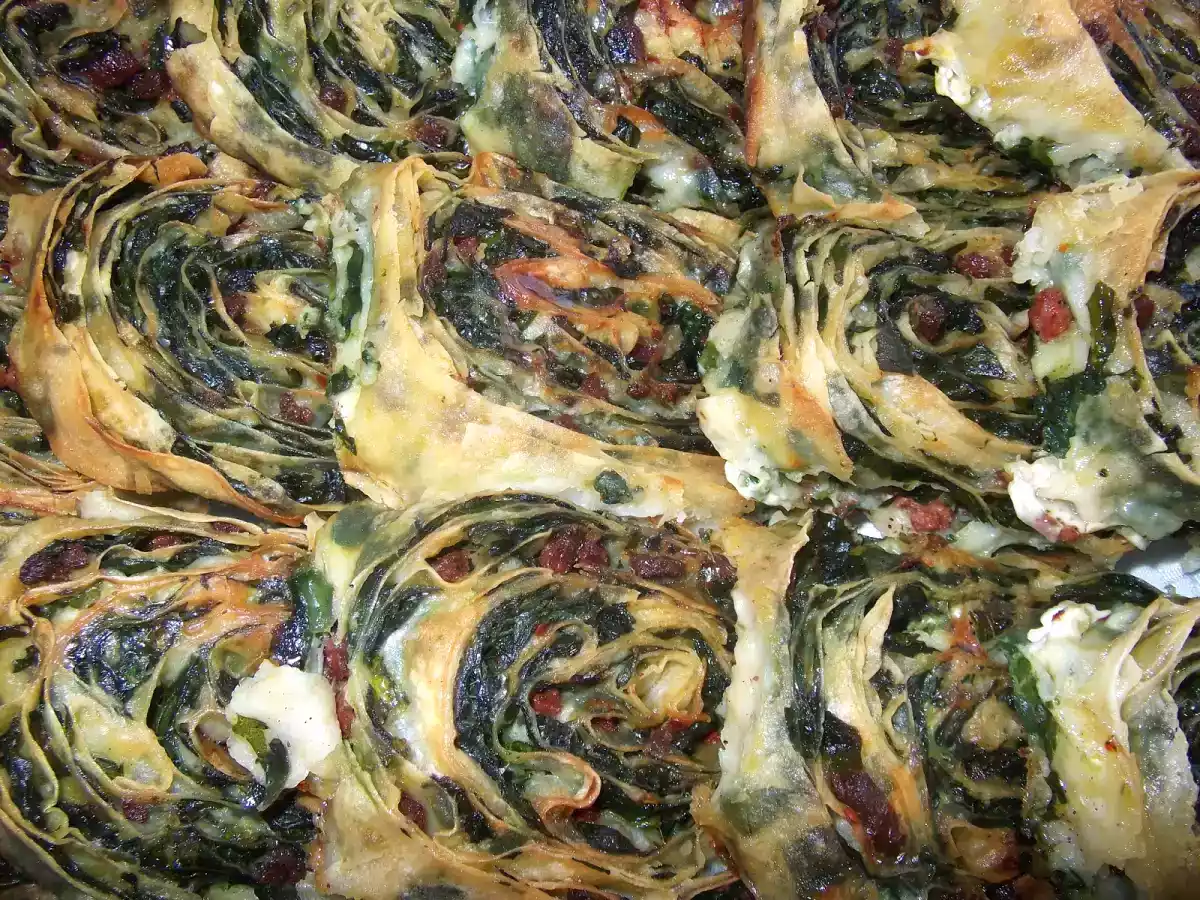 Ispanaklı rulo börek - fotoğraf 2