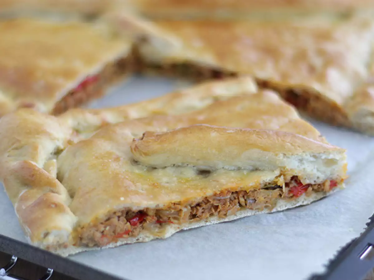 İspanyol Usulü Ton Balıklı Empanada - fotoğraf 3