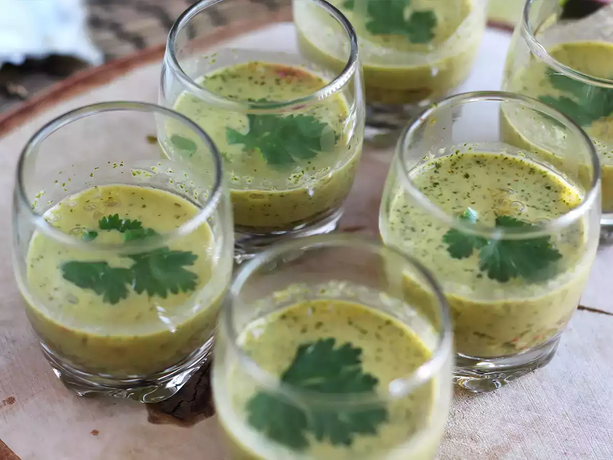 İstiridye ceviche: leche de tigre ve çarkıfelek meyvesi - fotoğraf 2