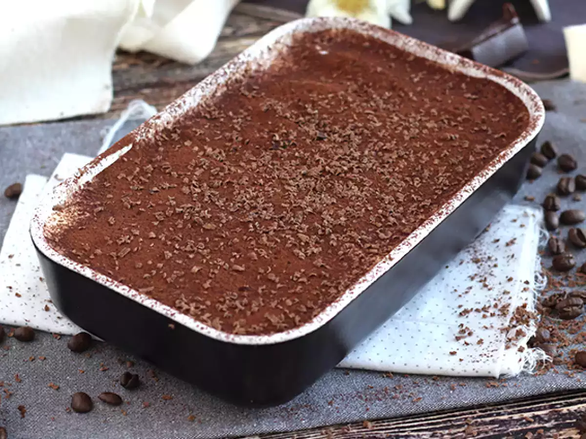 İtalyan Tiramisu - Video tarifi ! - fotoğraf 3