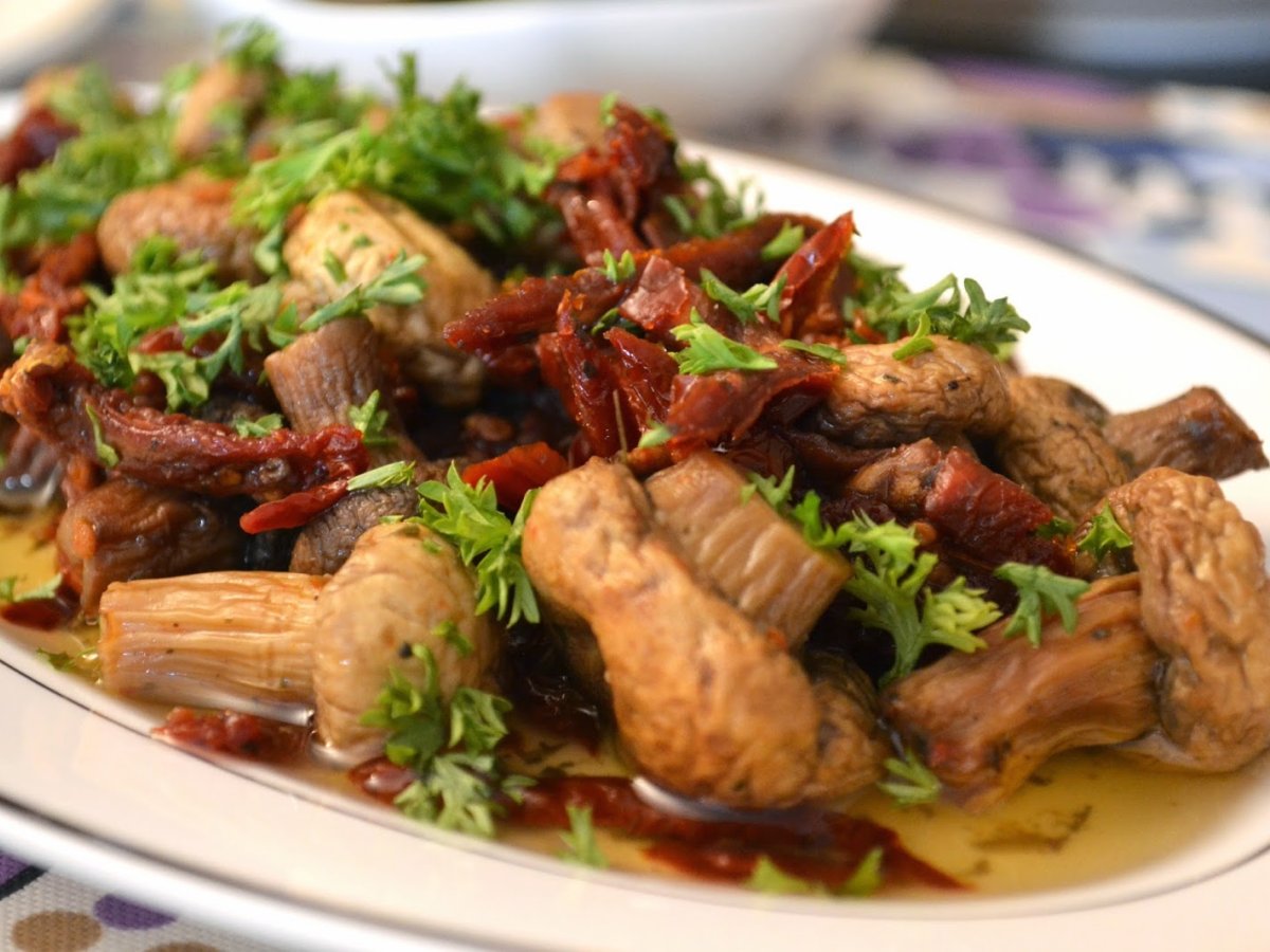 IZGARA MANTAR SALATASI