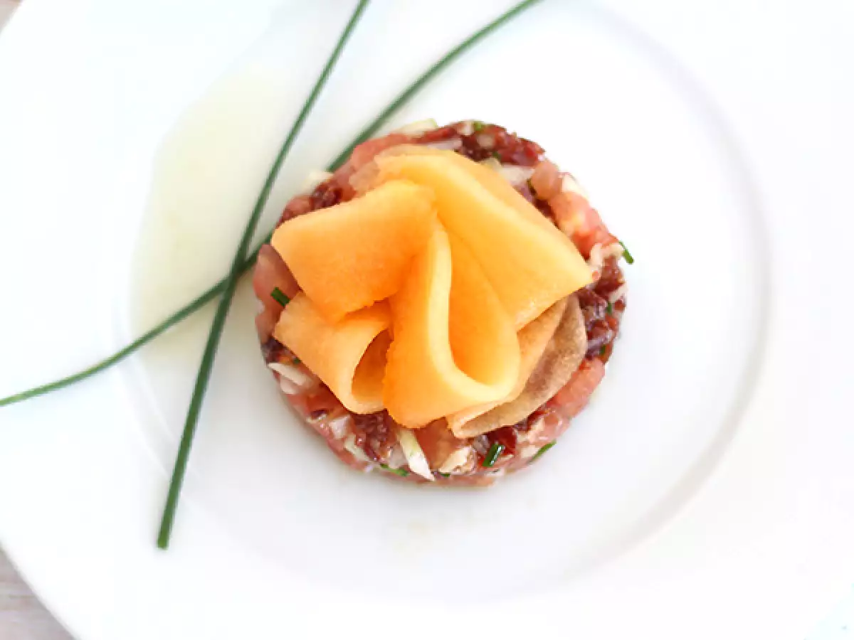Jambon, kavun ve domates tartarı - fotoğraf 2