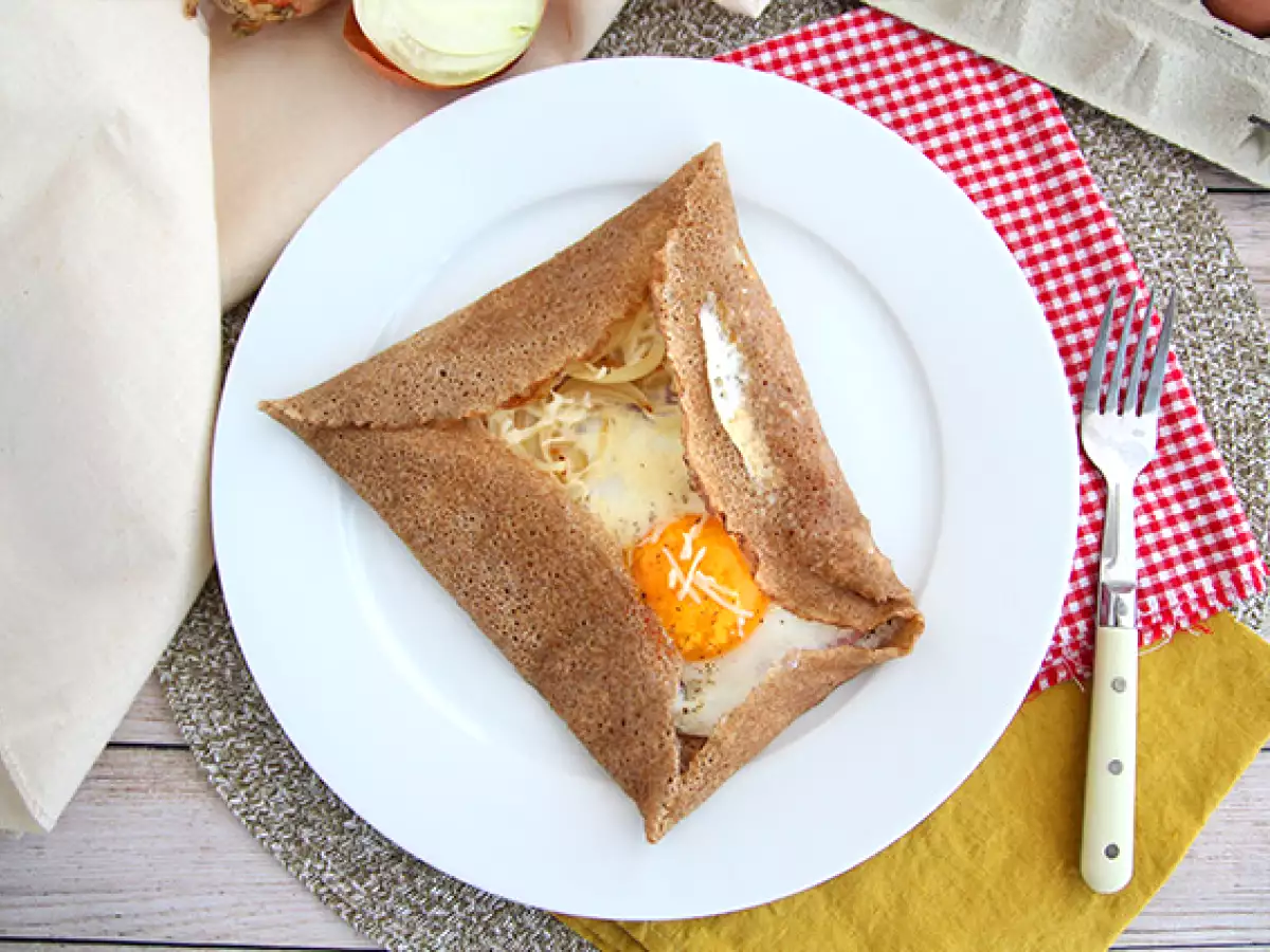 Jambon, peynir ve yumurtalı kepekli karabuğday krepleri - fotoğraf 3