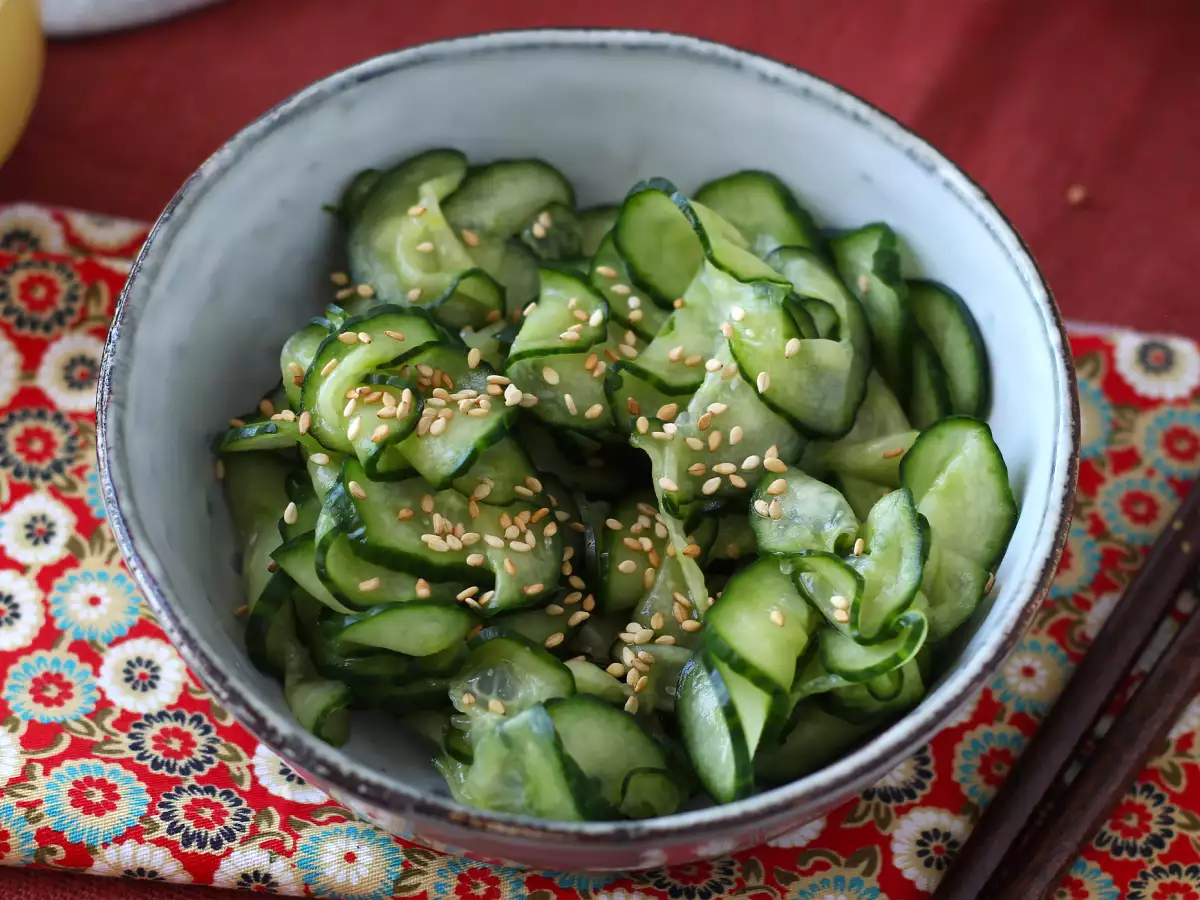 Japon salatalık turşusu salatası - fotoğraf 5