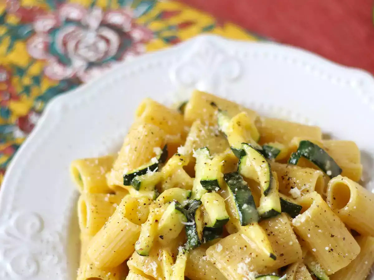 Kabak Carbonara: yapımı kolay vejetaryen tarif - fotoğraf 3