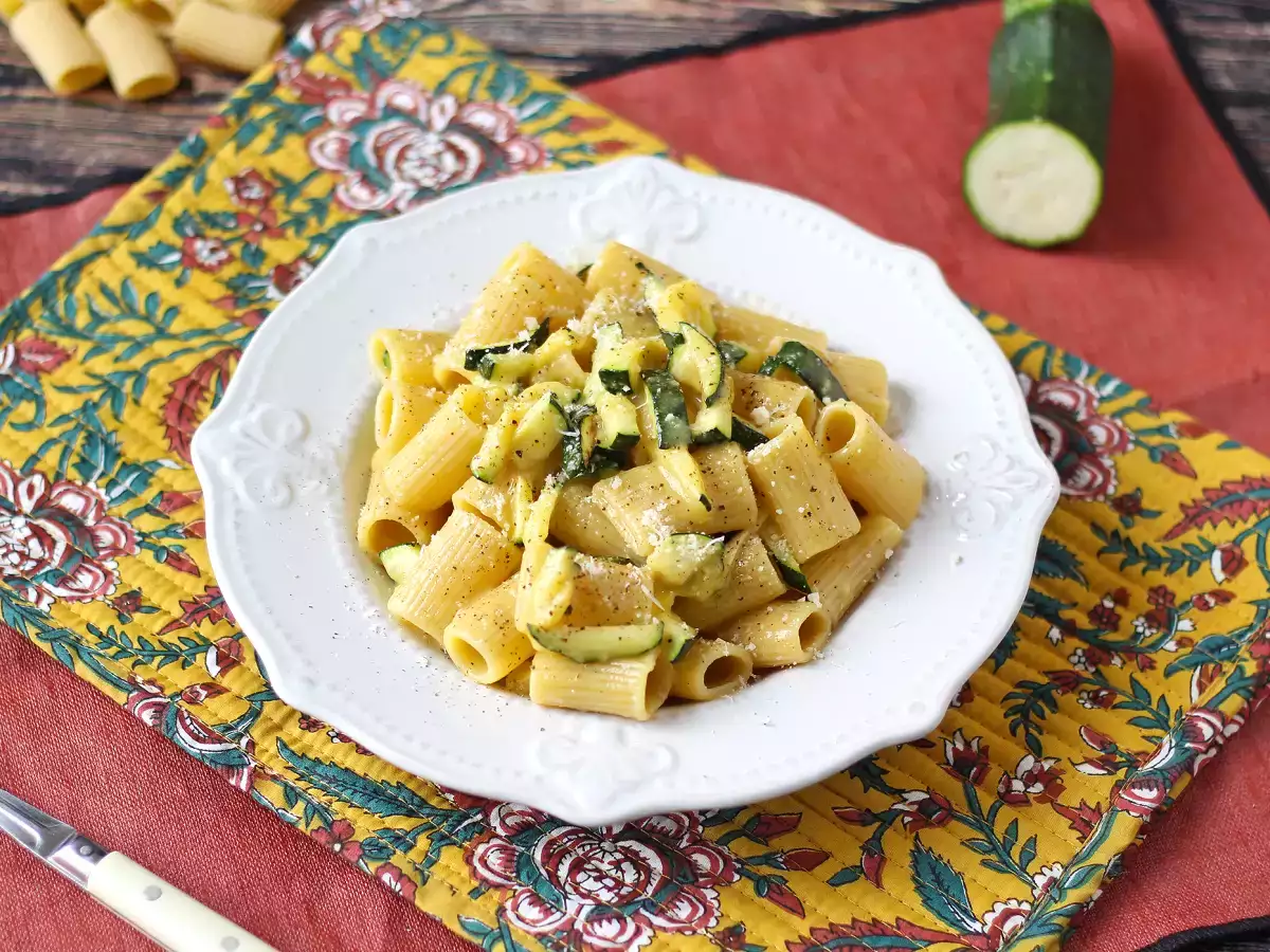 Kabak Carbonara: yapımı kolay vejetaryen tarif - fotoğraf 7