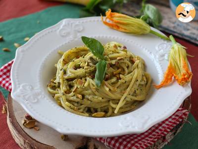 Kabak çiçeği, ricotta ve antep fıstıklı makarna