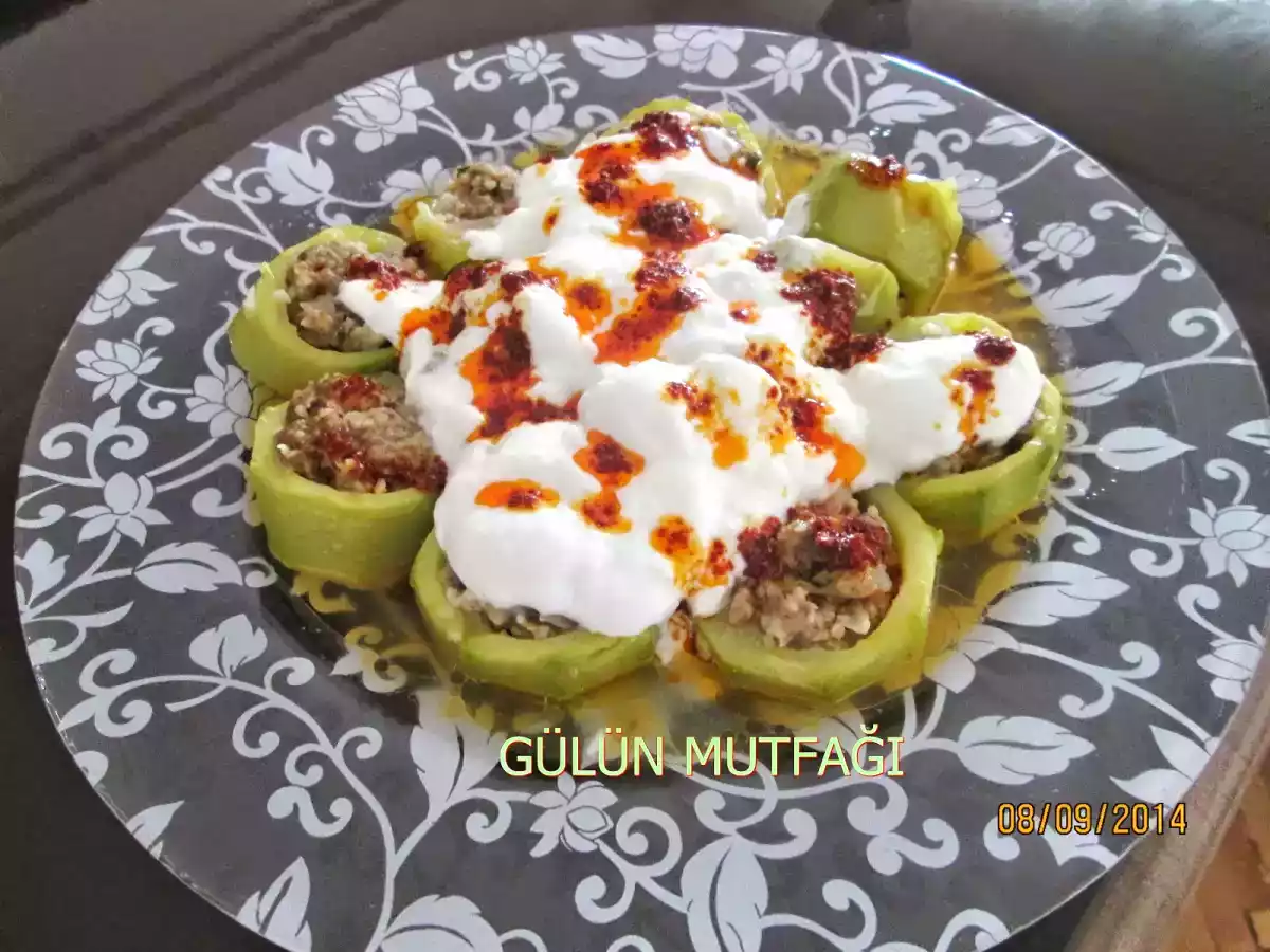 Kabak dolması böyle çok lezzetli (Katıklı dolma bitlis yöresi)