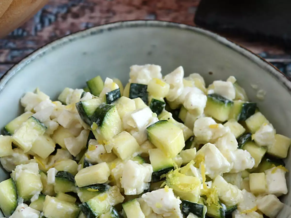 Kabaklı, Keçi Peynirli ve Limonlu Salata - fotoğraf 2