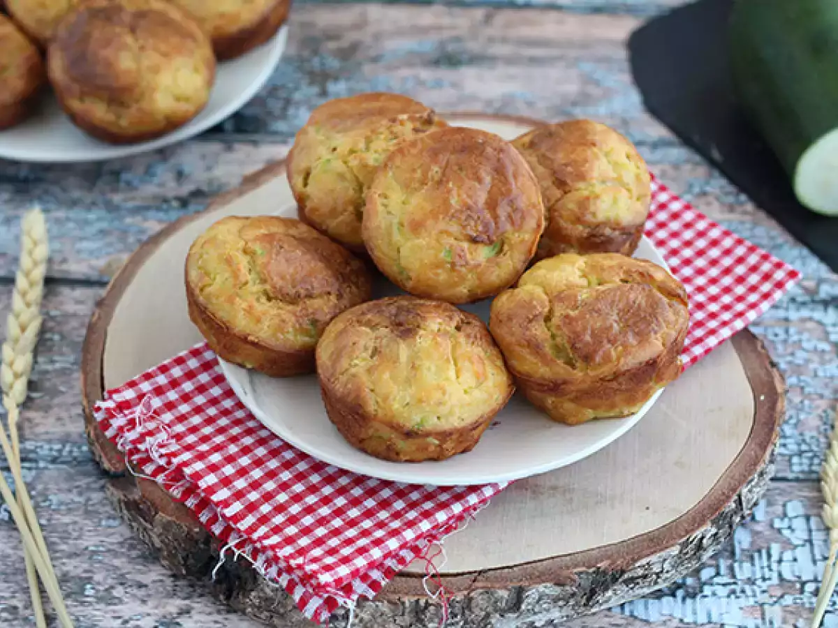 Kabaklı ve keçi peynirli muffinler