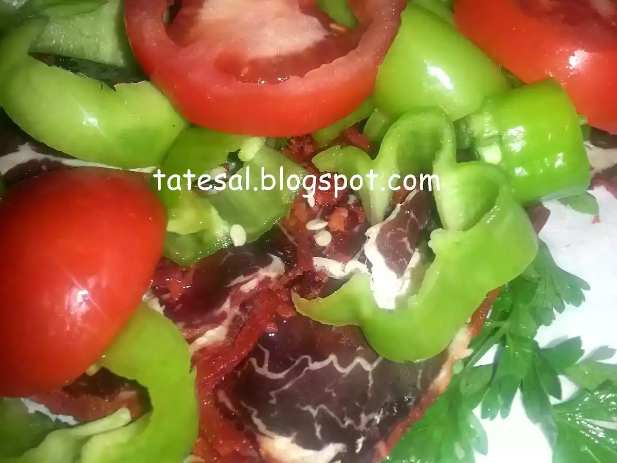 KAĞITTA SEBZELİ PASTIRMA