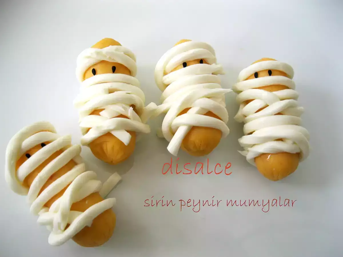 Kahvaltılık şirin peynir mumyalar