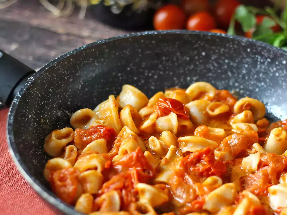 Kalamar sosu: makarna için mükemmel bir çeşni - fotoğraf 6